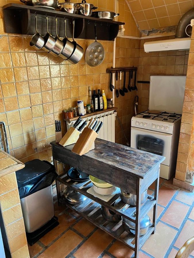 La Maison Sur La Place Aigues-Mortes Exterior photo