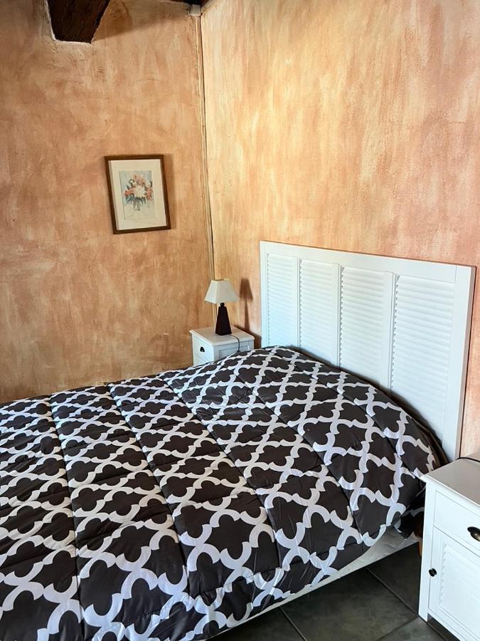 La Maison Sur La Place Aigues-Mortes Exterior photo