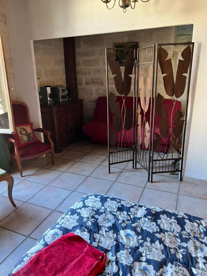 La Maison Sur La Place Aigues-Mortes Exterior photo